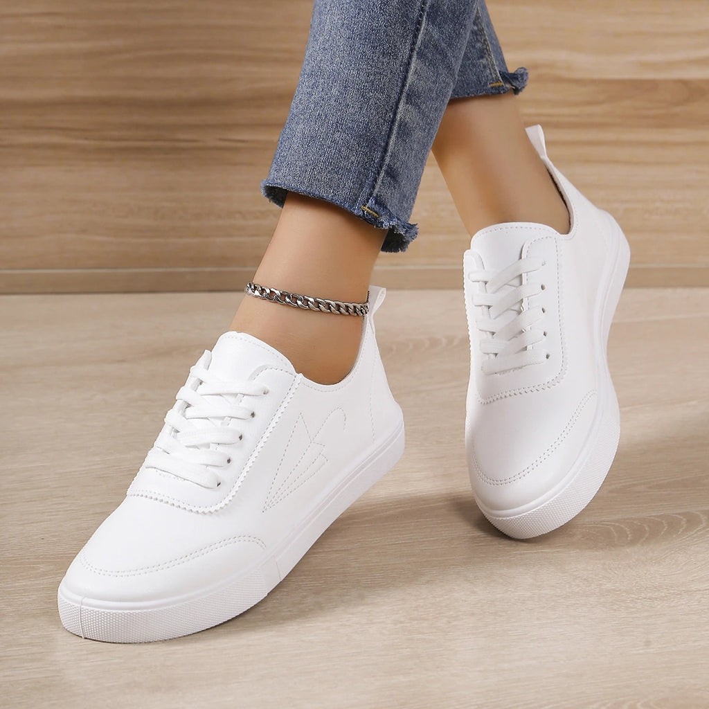 2026 Women Leather Pu Casual Shoes Woman Shoes New Fashion Platform White Shoes Sneakers Breathable Lace-Up Women Sneakers 8789
