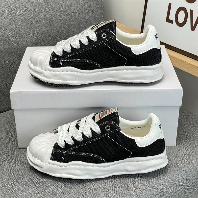 2026 New Men Women Skate Shoes, Low Top Trendy Street Style Couple Sneakers, Non-slip Wear Resistant Daily Footwear