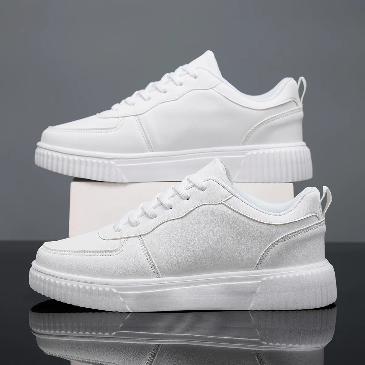 Breathable Flat Walking Sneaker