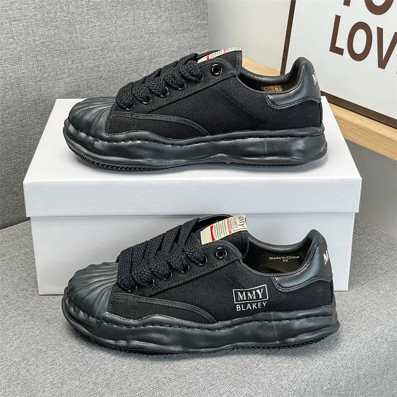 2026 New Men Women Skate Shoes, Low Top Trendy Street Style Couple Sneakers, Non-slip Wear Resistant Daily Footwear