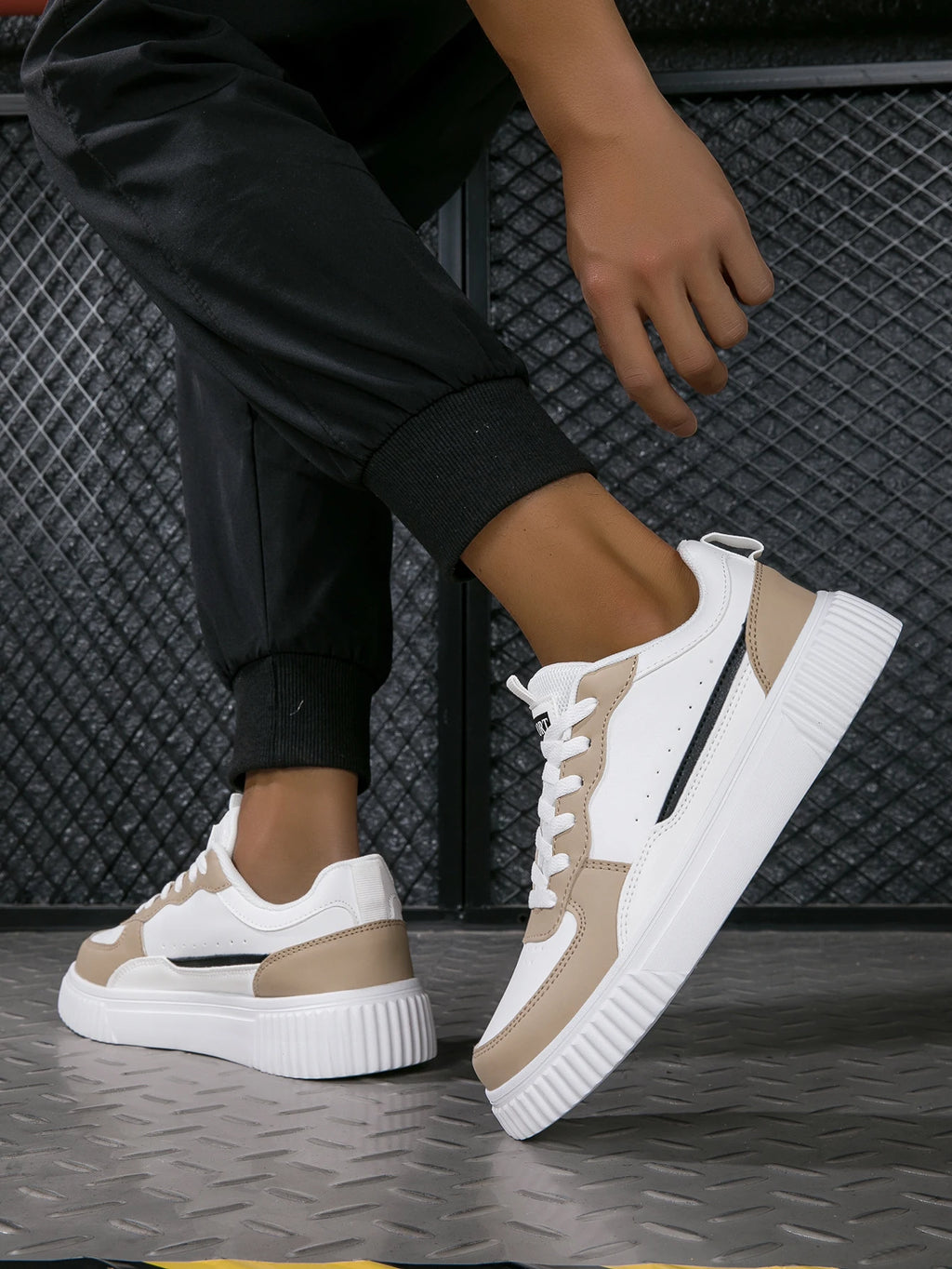 Men's Casual Platform Shoes Fashion Sneakers, Men's Daily Wear Lightweight Walking Shoes, Men's Durable Round Toe Footwear