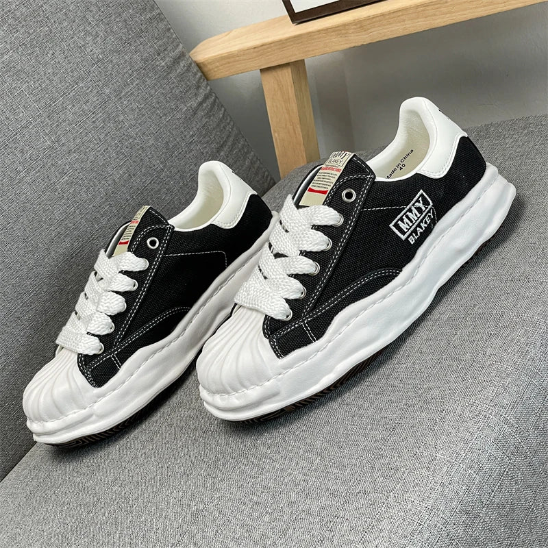 2026 New Men Women Skate Shoes, Low Top Trendy Street Style Couple Sneakers, Non-slip Wear Resistant Daily Footwear