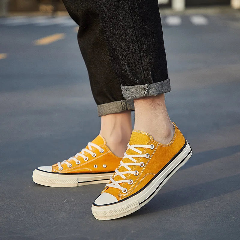 Casual Sneakers Low Top Women Shoes Men Canvas Shoes men Fashion Summer Students Vulcanize Shoes Flats 2026 Spring Summer