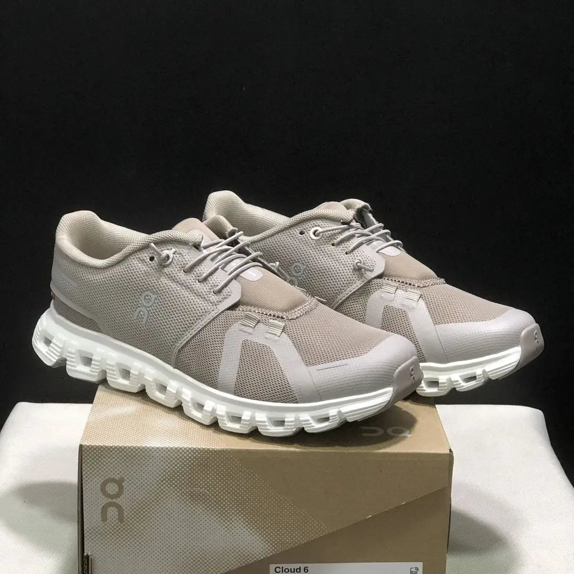 New cushioned anti-slip running shoes for men women, breathable lightweight comfort athletic sneakers 2026