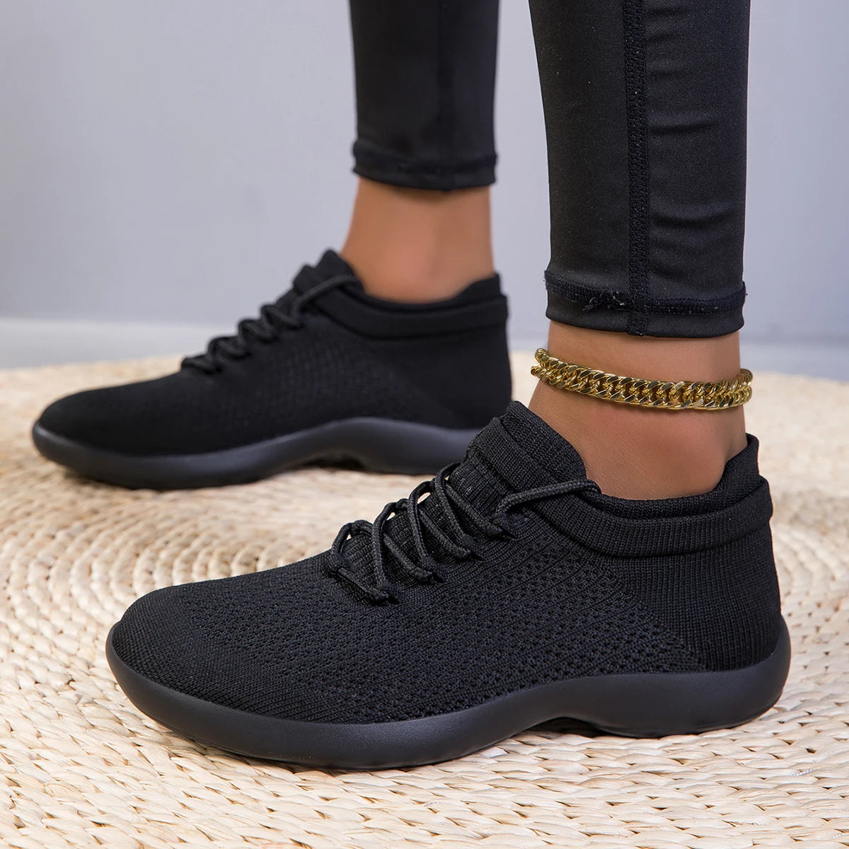 Women's Barefoot Shoes Lightweight Breathable Knit Sneakers Non-Slip Outdoor Sports Running Walking Footwear for Ladies