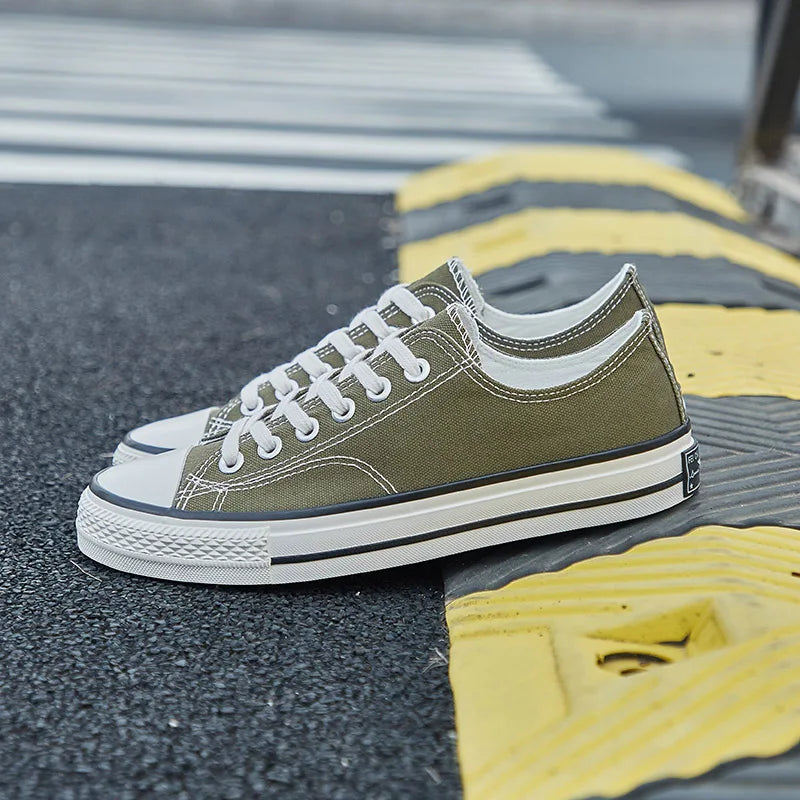 Casual Sneakers Low Top Women Shoes Men Canvas Shoes men Fashion Summer Students Vulcanize Shoes Flats 2026 Spring Summer