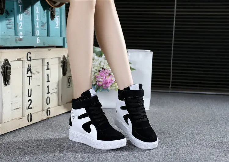 Red Sneakers Women 2024 New High Top Platform Casual Wedges Autumn Winter Female Black Internal Increase Vulcanize Shoes Lace-up