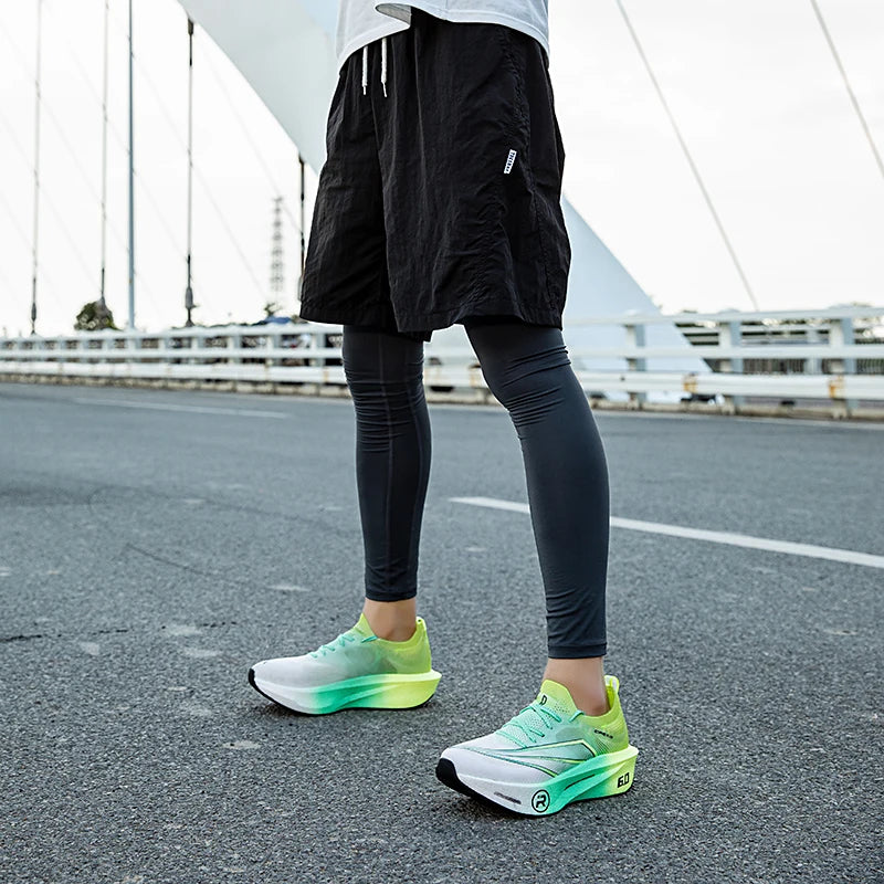 2026Running Shoes Carbon Board Speciality Marathon Men Sports Reticular Breathable Lightweight Women's Athletic Nonskid Sneakers